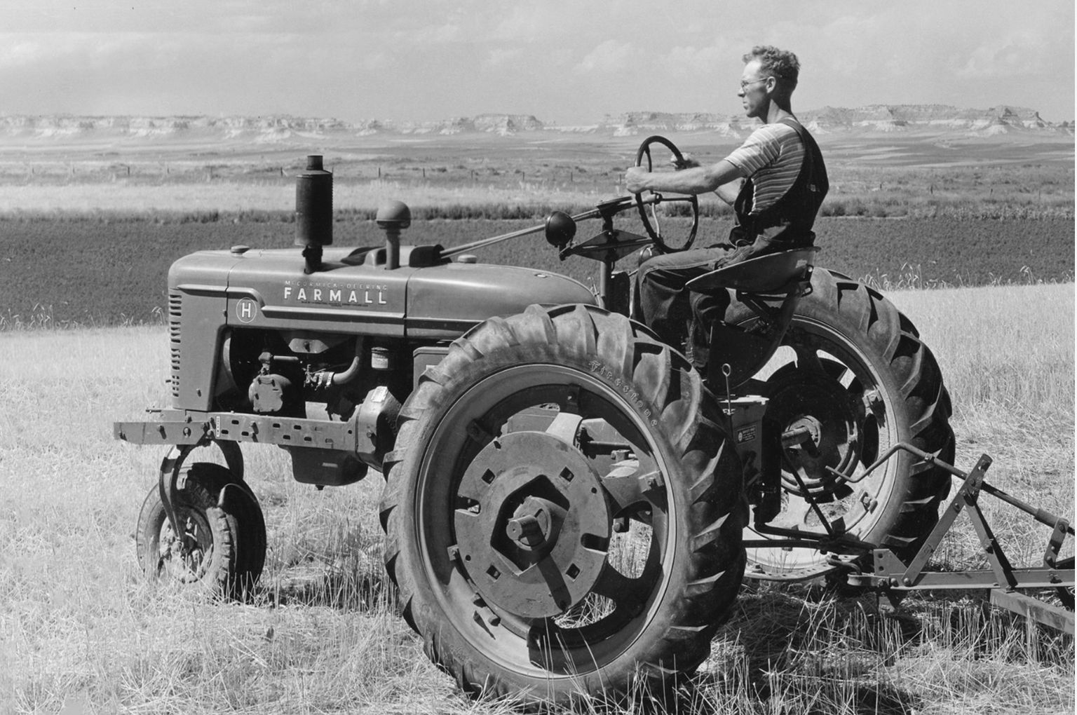 Case IH celebrates 100 years of Farmall