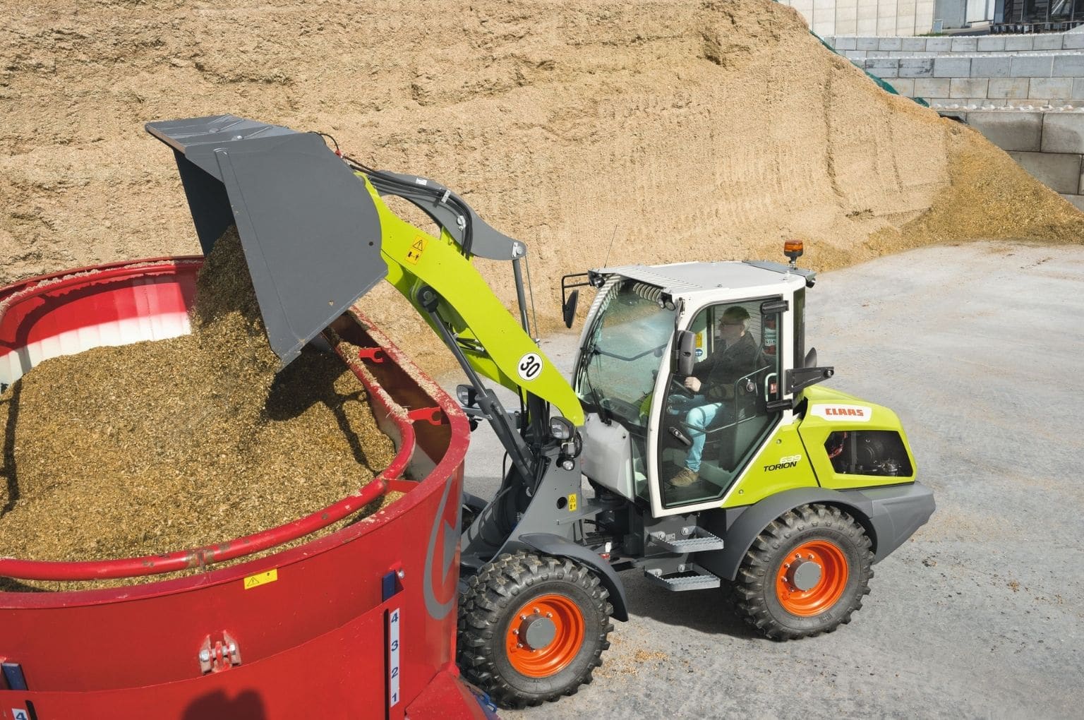 Claas extends Torion wheel loader range