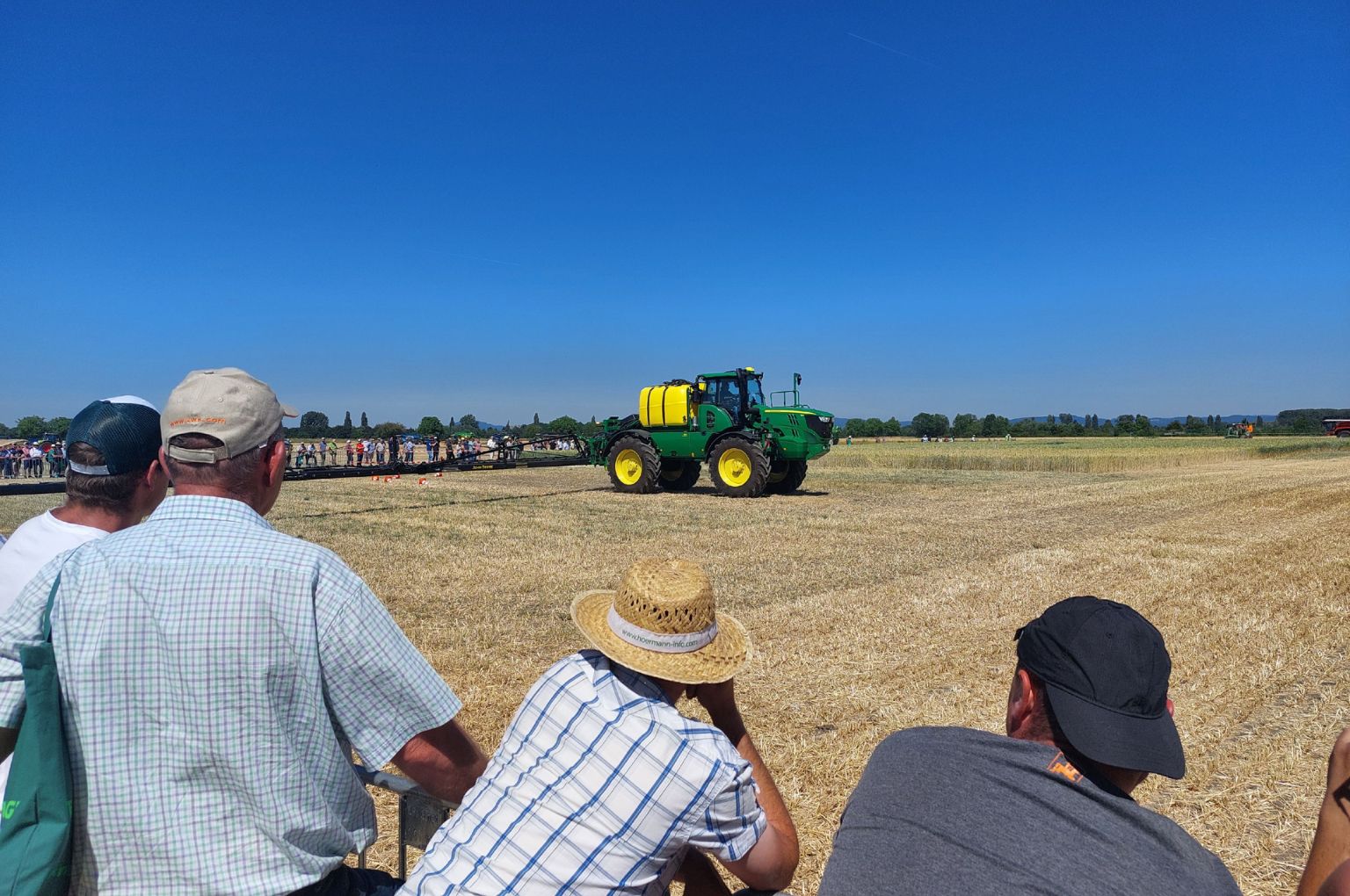 Crop professionals meet at German Field Days