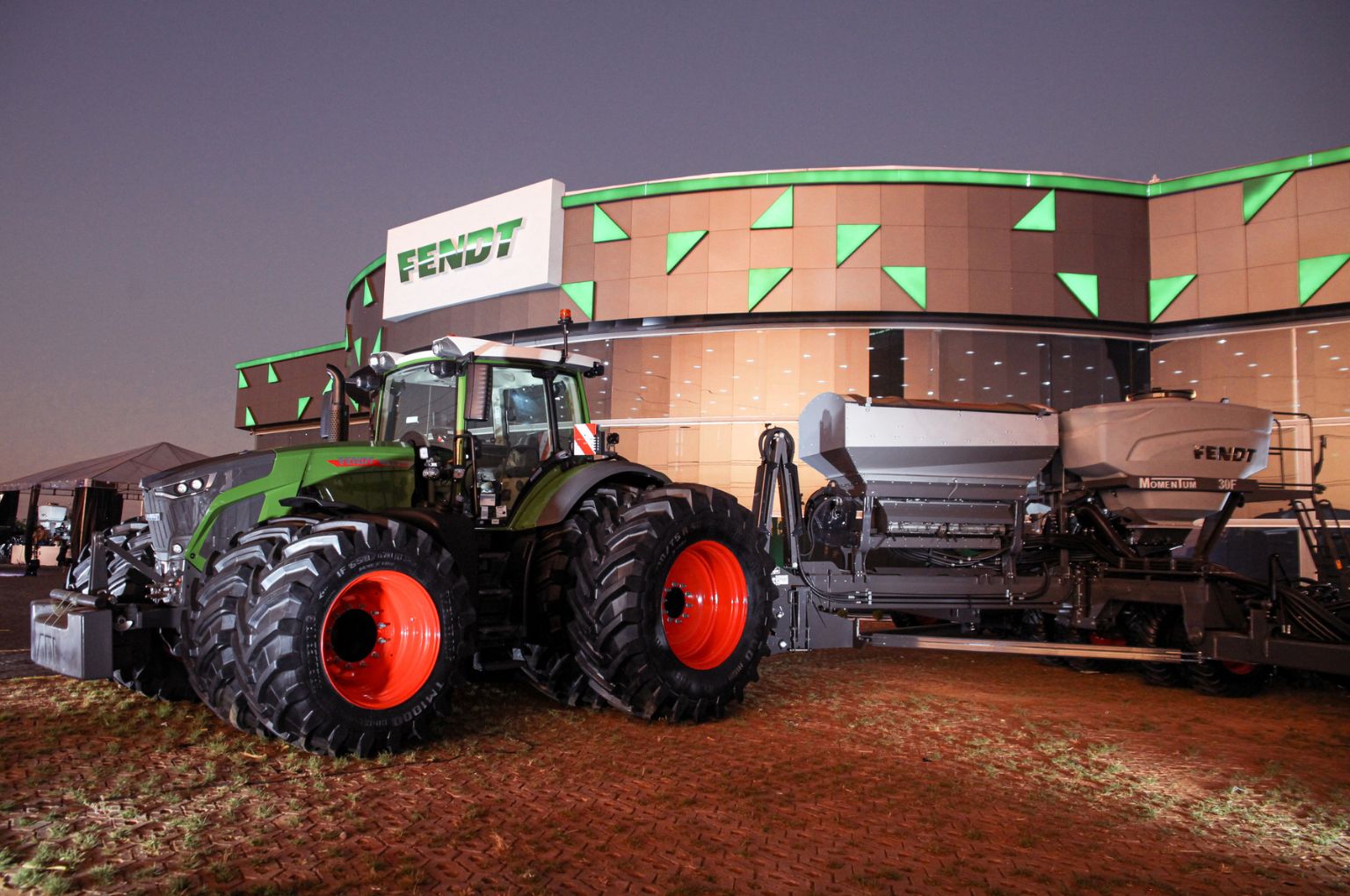 Fendt expands business in Brazil