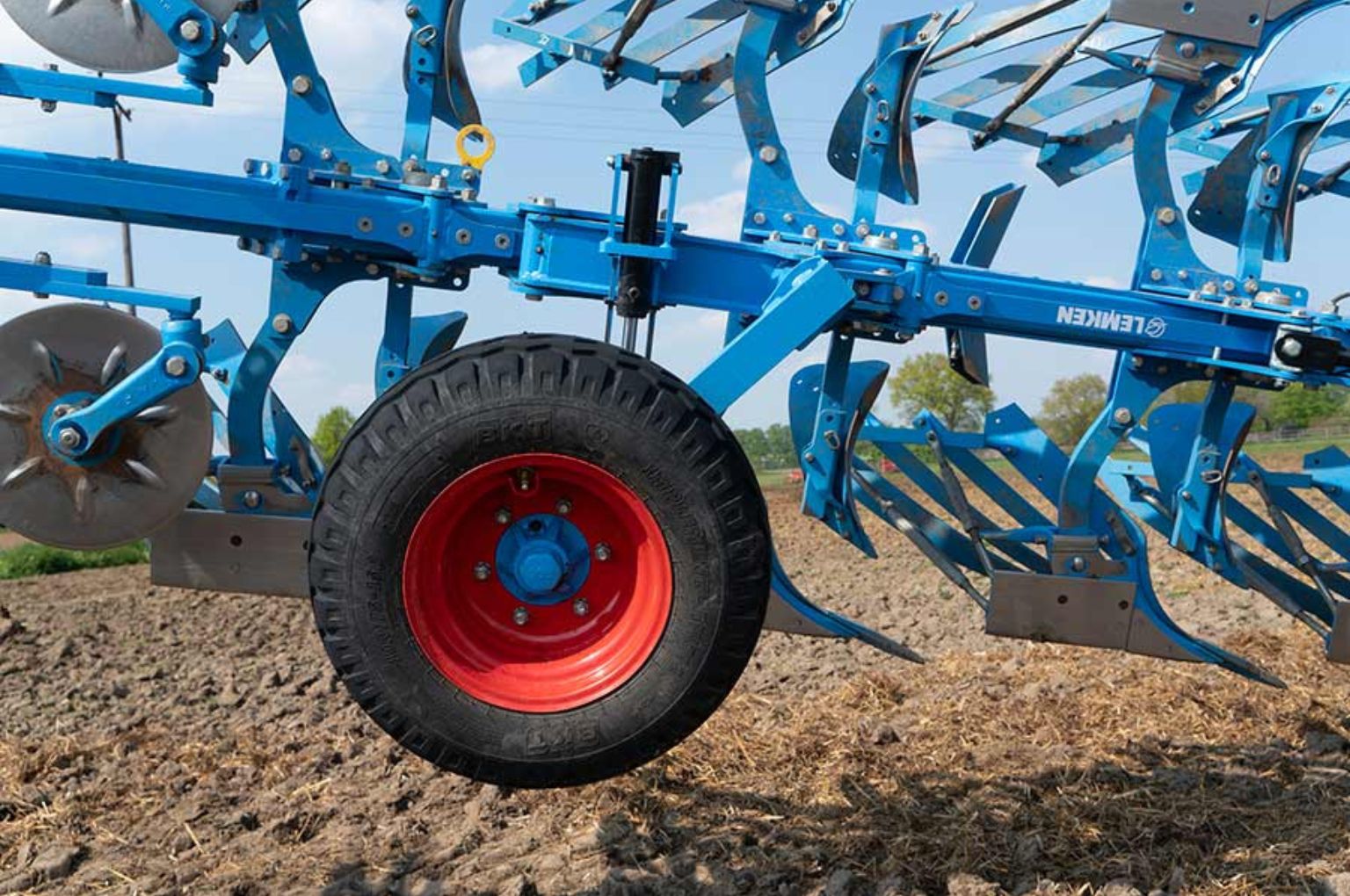 Juwel 6 completes Lemken plough range