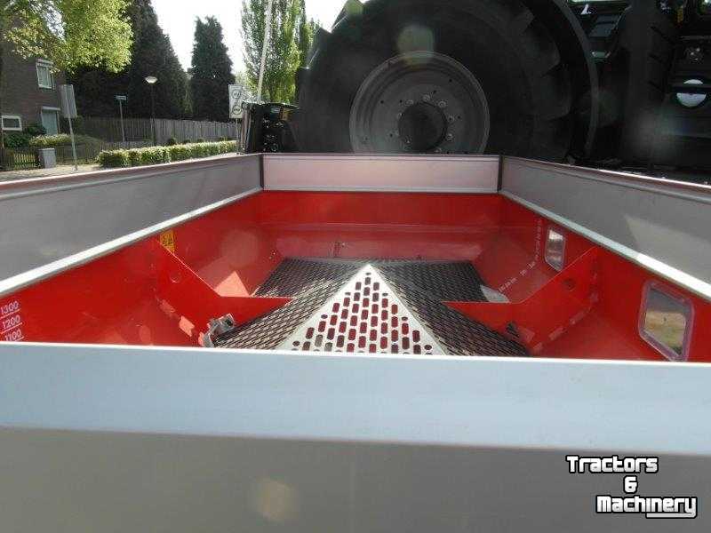 Fertilizer spreader Kubota DSX  Hydraulic Control