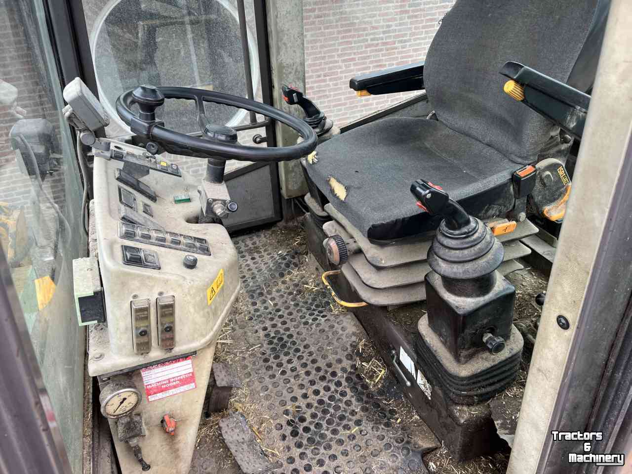 Wheelloader Ahlmann AZ14t shovel