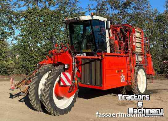 Carrot harvester Dewulf ZKII zelfrijdende wortelklembandrooier