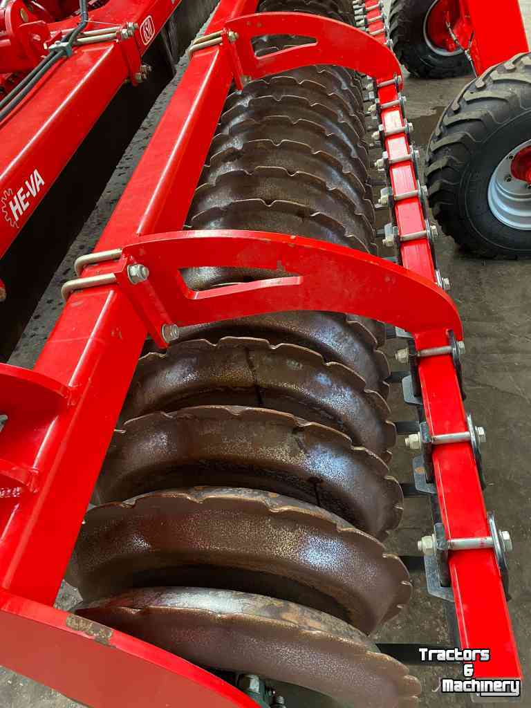 Disc harrow He-Va Disc-roller