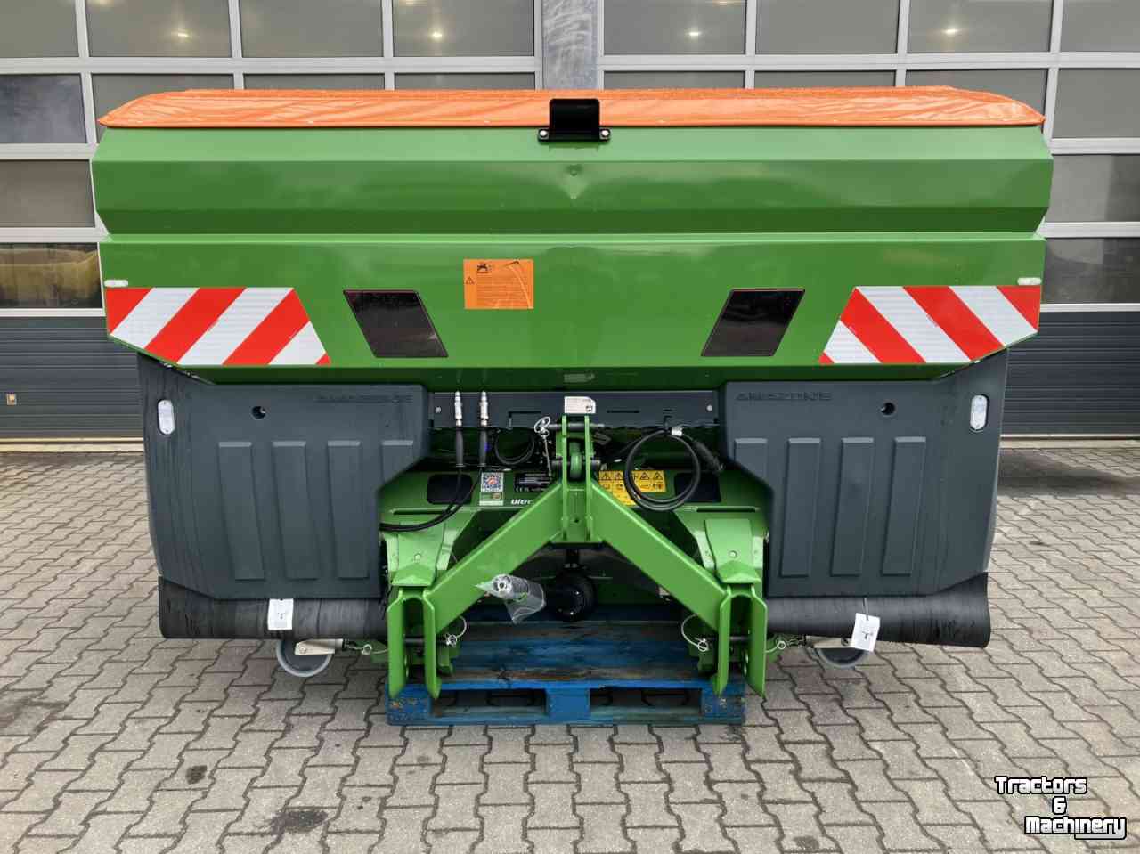 Fertilizer spreader Amazone ZA-TS 4200 ultra profis tronic