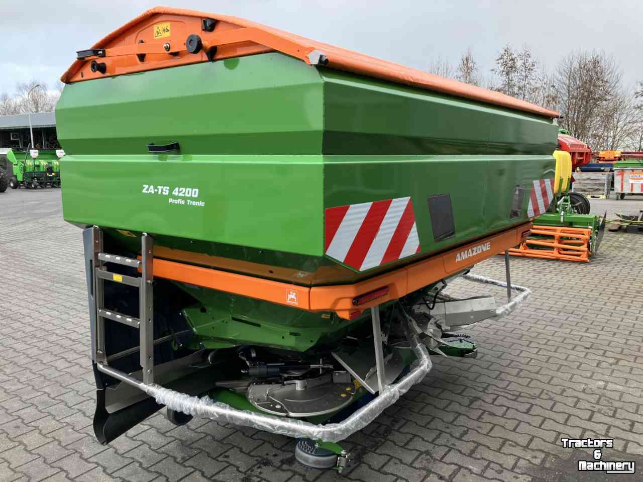 Fertilizer spreader Amazone ZA-TS 4200 ultra profis tronic