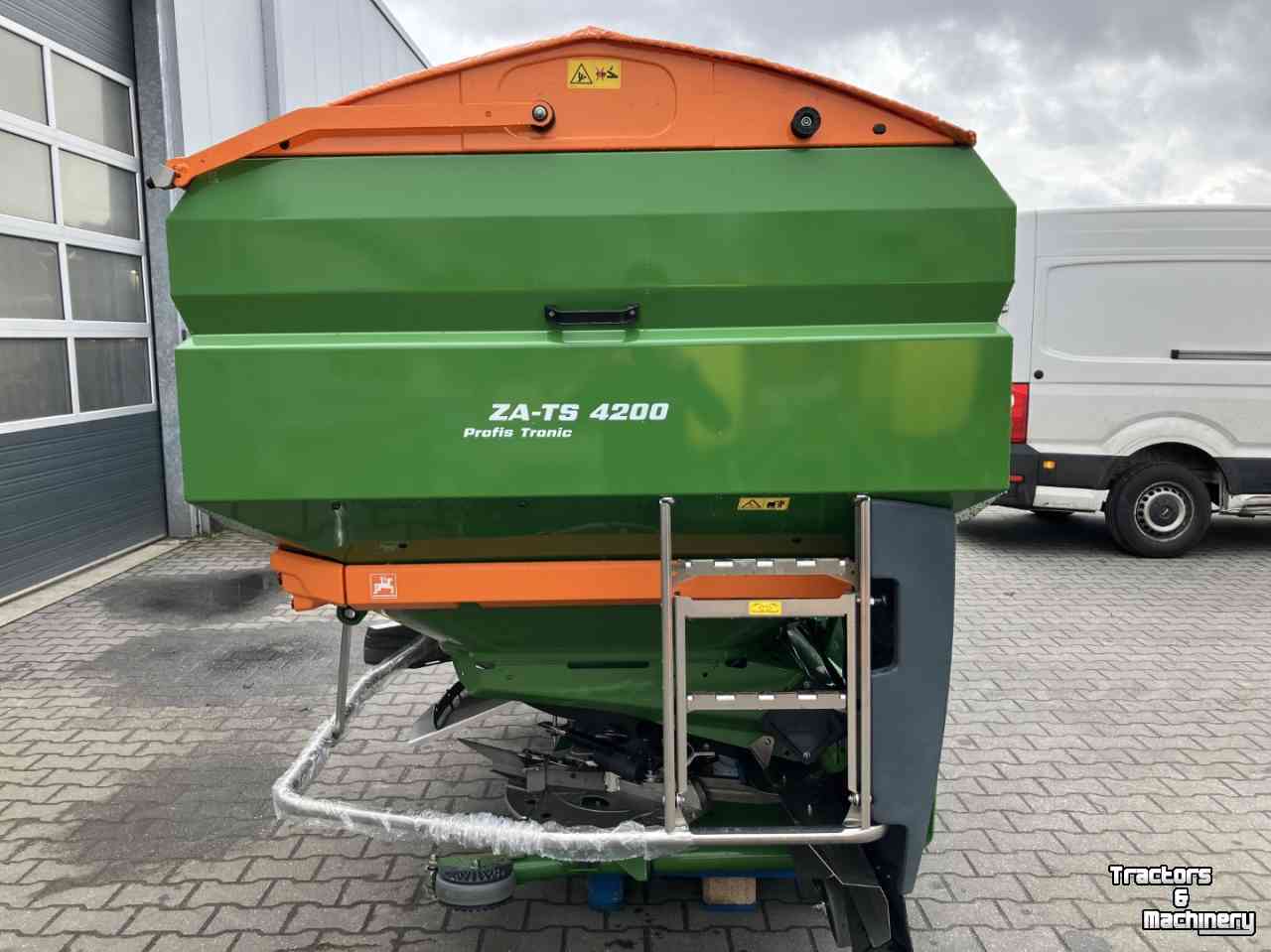 Fertilizer spreader Amazone ZA-TS 4200 ultra profis tronic