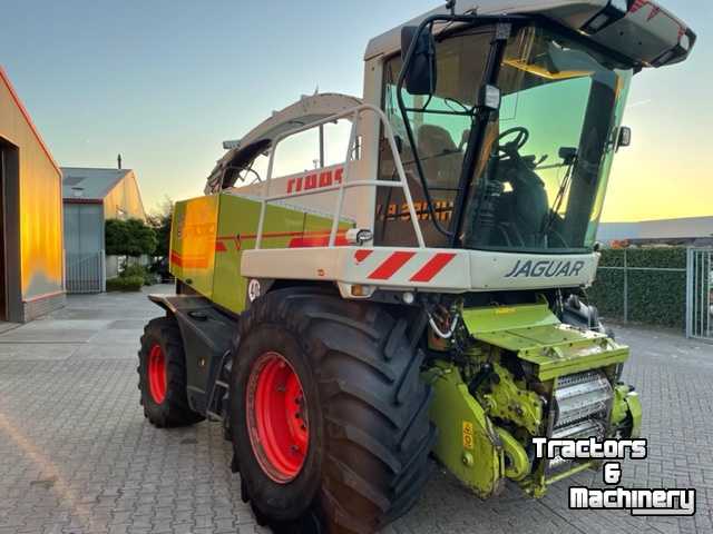 Forage-harvester Claas Jaguar 870-4 TRAC Speedstar