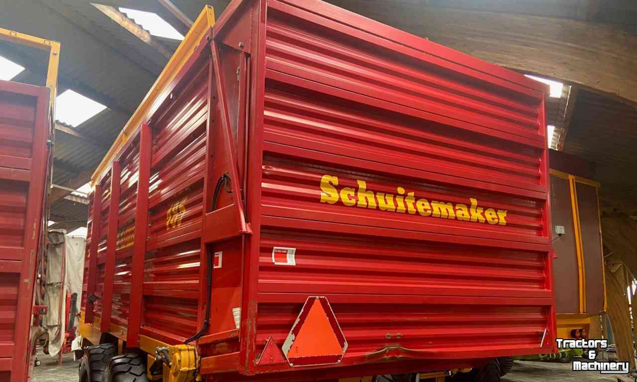 Self-loading wagon Schuitemaker Rapide 185