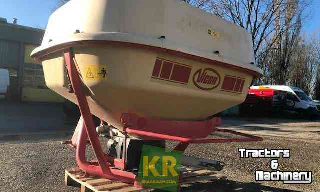 Fertilizer spreader Vicon PS04 Pendelstrooier Kunstmeststrooier