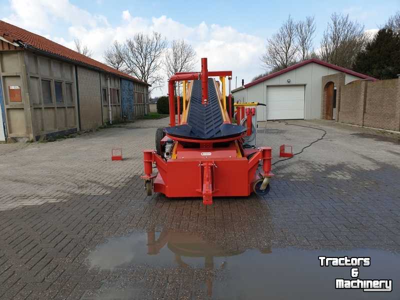 Telescopic storeloader Spinnekop Hallenvuller