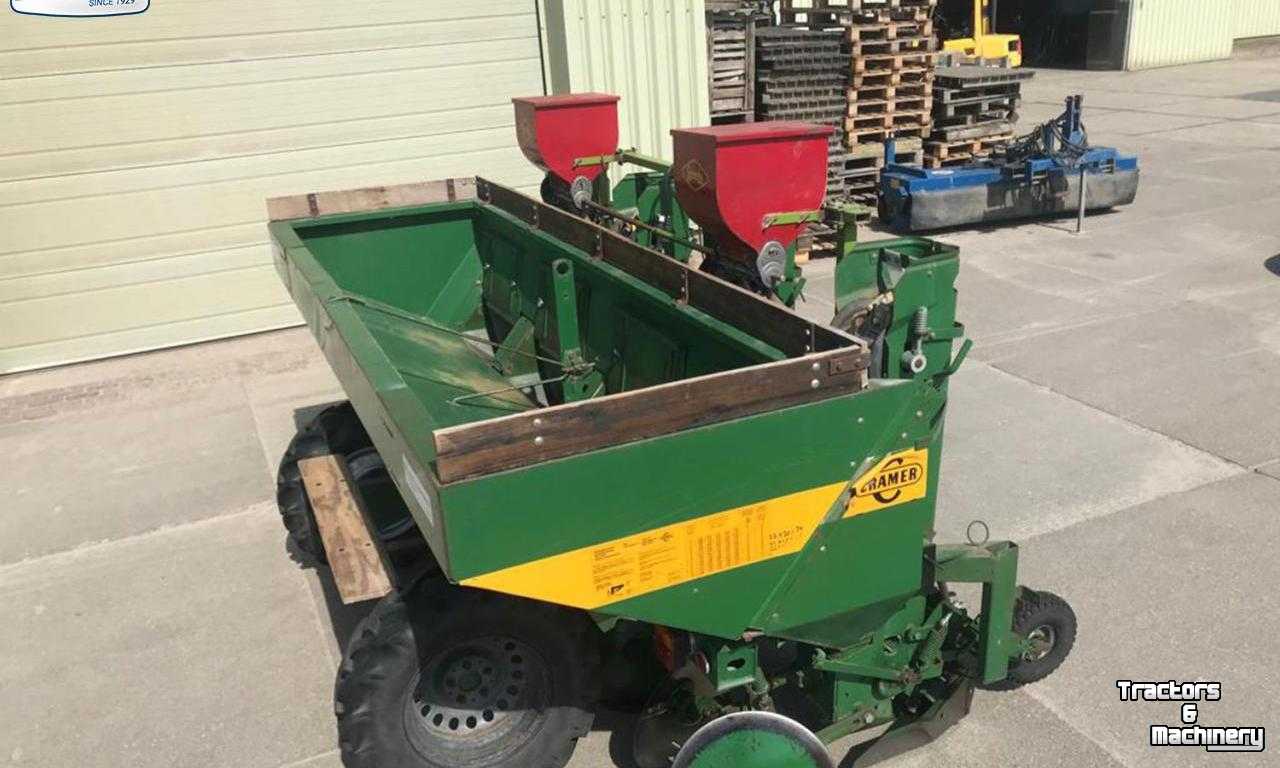 Potato planter Cramer Junior Super F Aardappelpootmachine