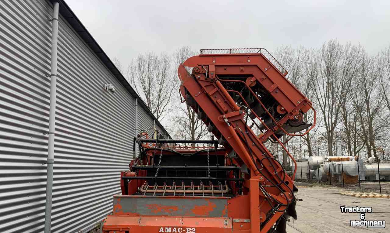 Potato harvester Amac E2 Aardappelrooier