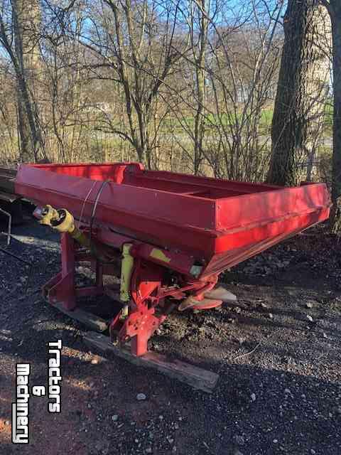 Fertilizer spreader Lely kunstmest strooier