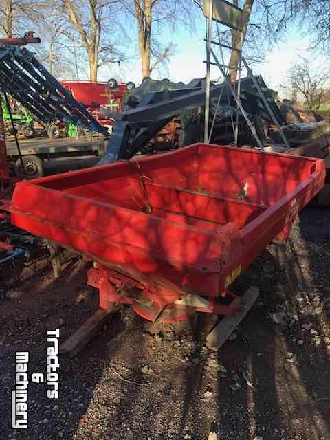 Fertilizer spreader Lely kunstmest strooier