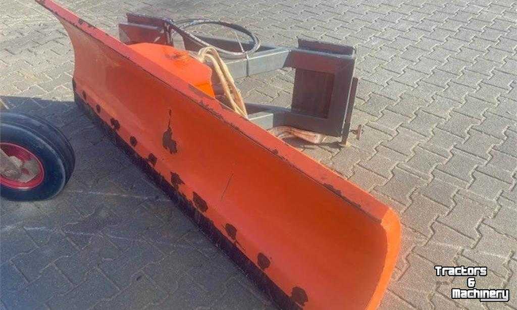 Snow Removal Equipment Bema 1100 Sneeuwschuif