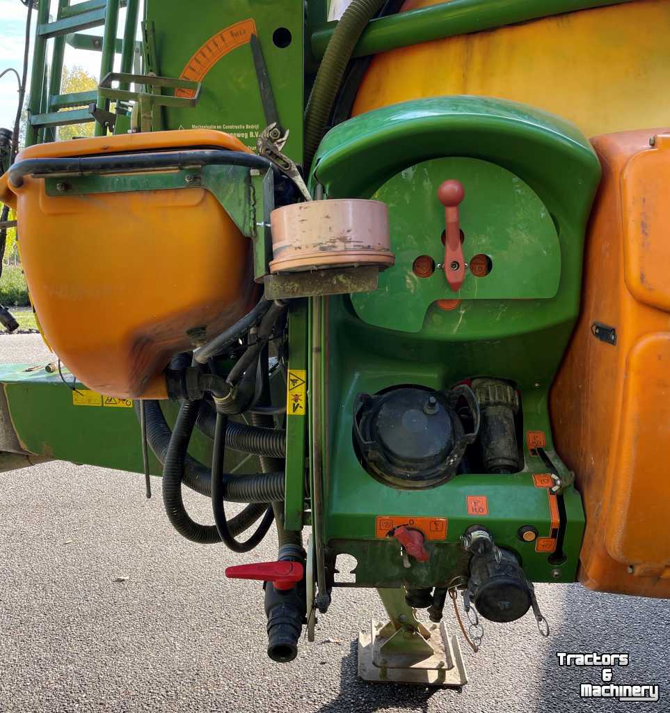 Fieldsprayer pull-type Amazone UX 4200-39