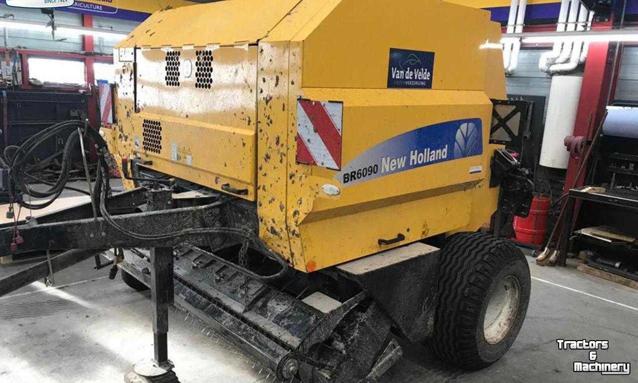 Balers New Holland BR 6090 Rondebalen-Pers