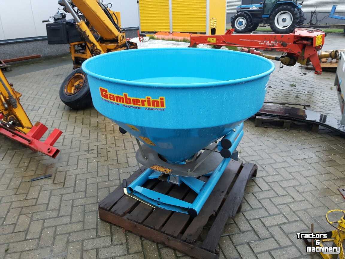 Fertilizer spreader Gamberini Kunstmeststrooier