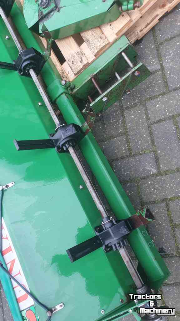 Seed drill Unia Alfa 310 zaaimachine