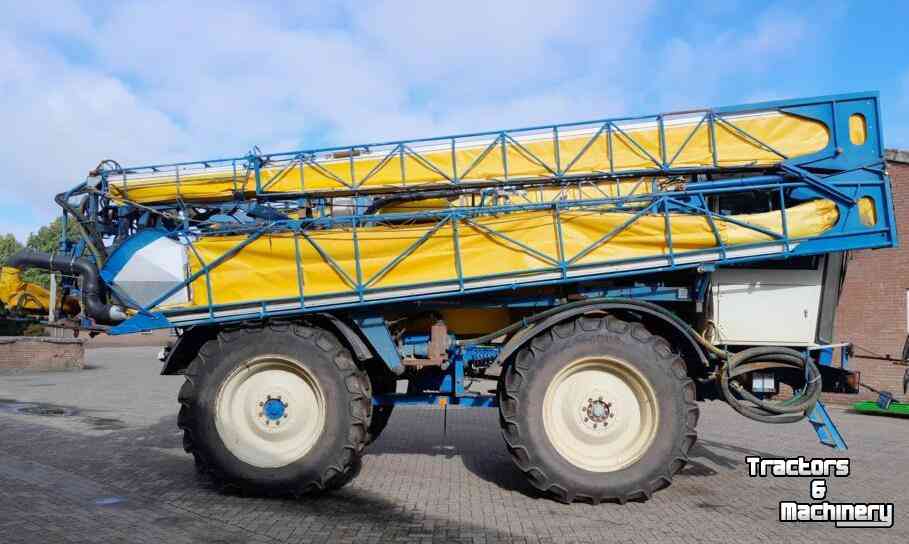 Fieldsprayer self-propelled Delvano Zelfrijdende Veldspuit