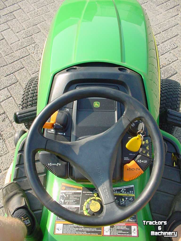 Mower self-propelled John Deere X300