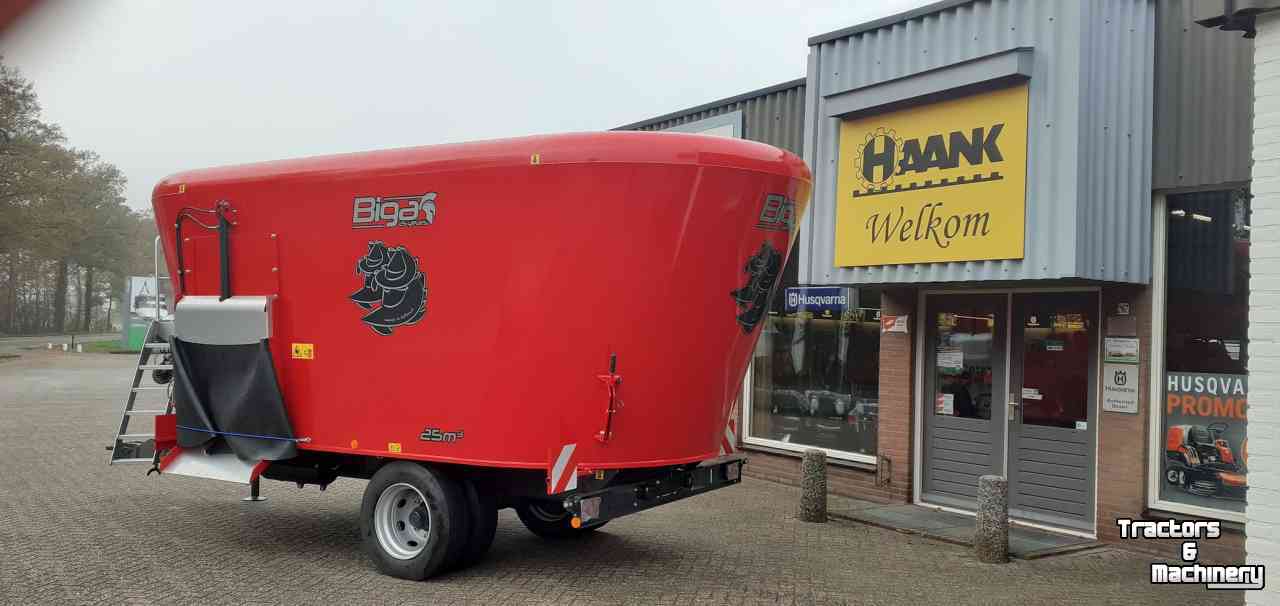 Vertical feed mixer Peecon Airmix Biga Twin Future 25