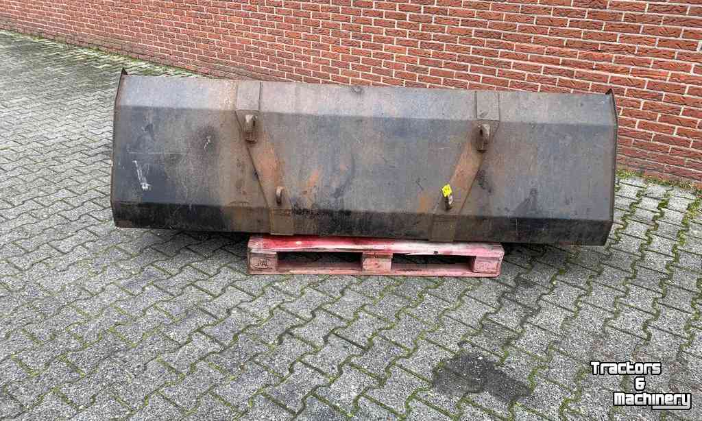 Loading buckets  Grondbak 2.20 EURO