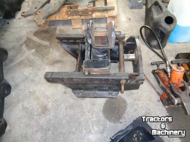 Used parts for tractors New Holland tl