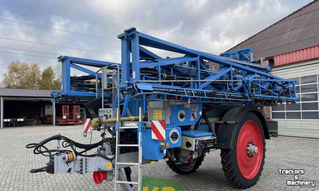 Fieldsprayer pull-type Lemken Albatros 9/5000