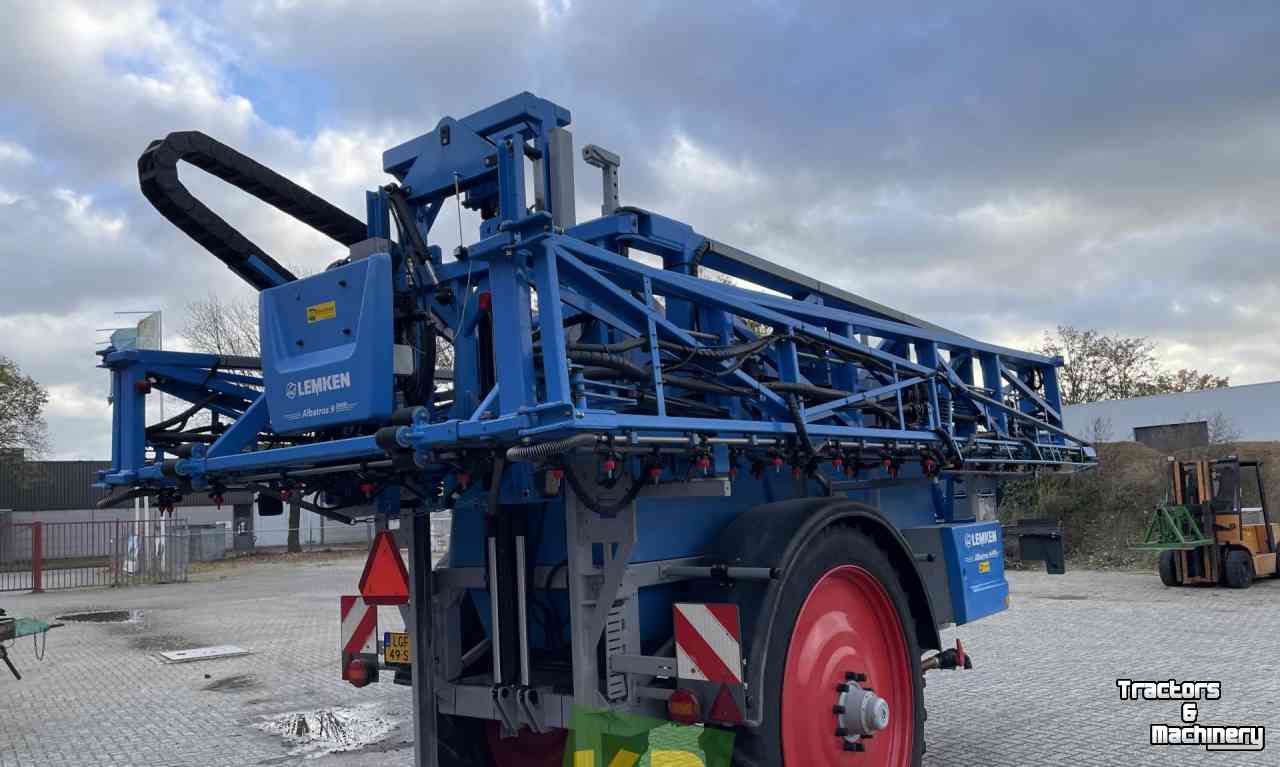 Fieldsprayer pull-type Lemken Albatros 9/5000