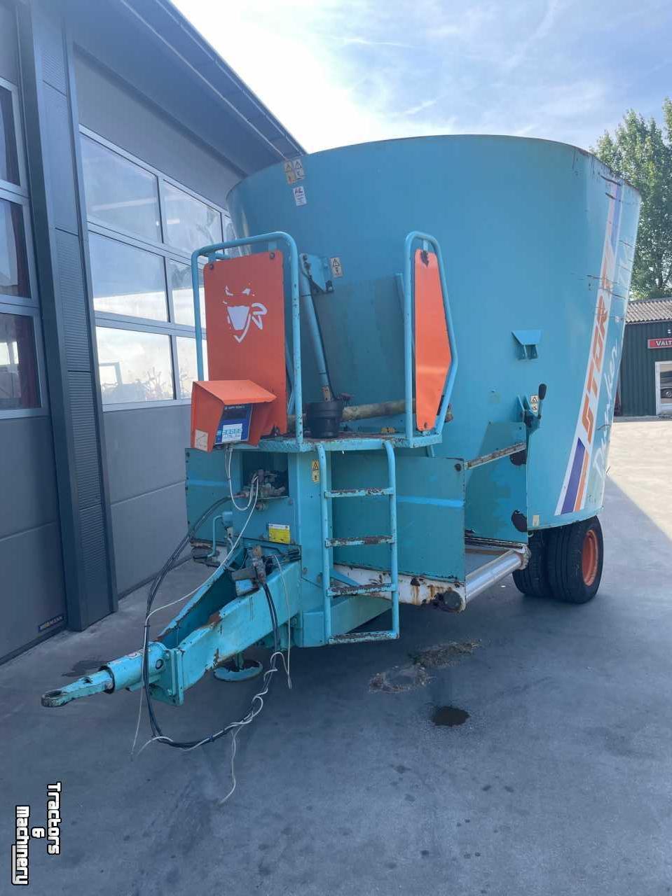 Vertical feed mixer Storti DUNKER 120