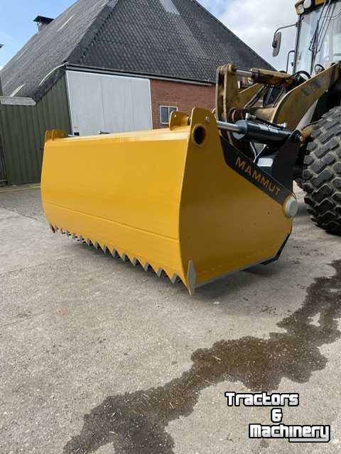 Silage cutting bucket Mammut Kuilhapper