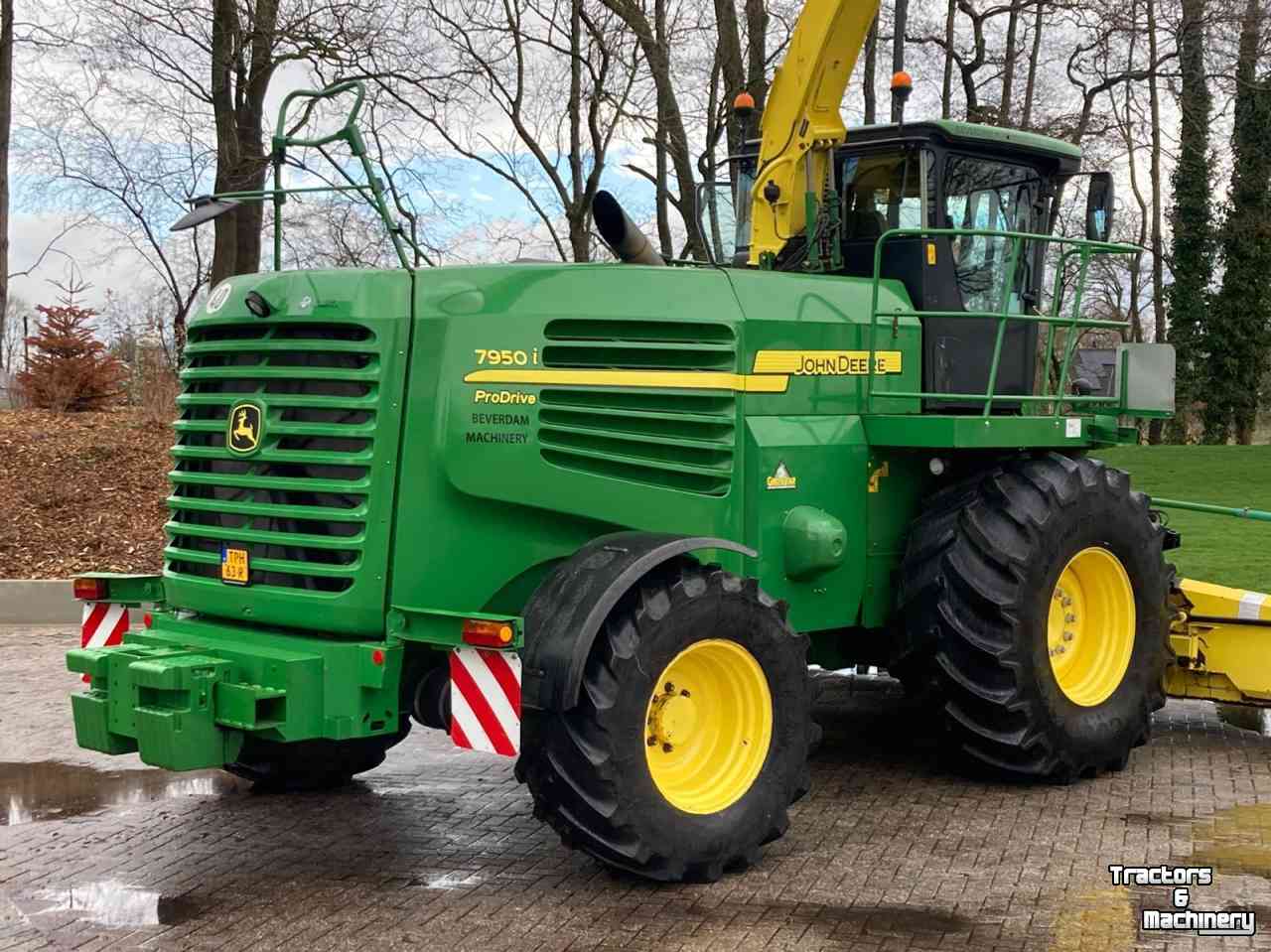 Forage-harvester John Deere 7950 I Prodrive