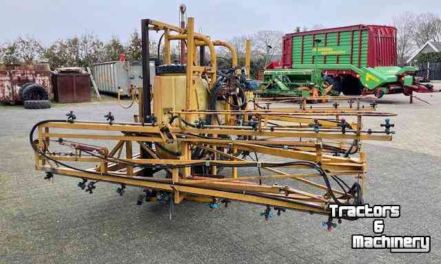 Fieldsprayer 3 points Dubex M8 Veldspuit