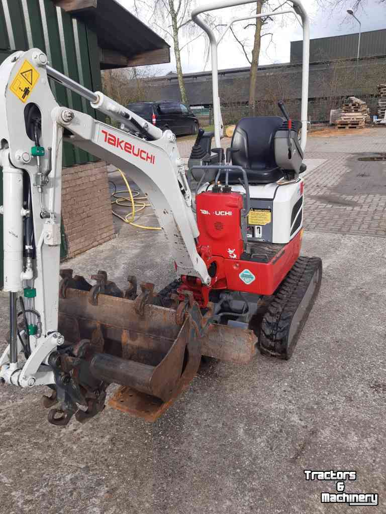 Mini-Excavator Takeuchi TB210