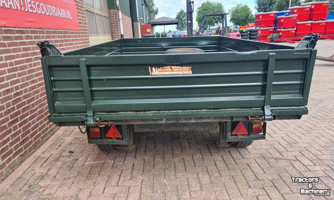 Dumptrailer  Blomenröhr Tandemas Kipper