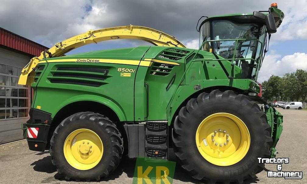 Forage-harvester John Deere 8500i Veldhakselaar Selfpropelled Forage Harvester