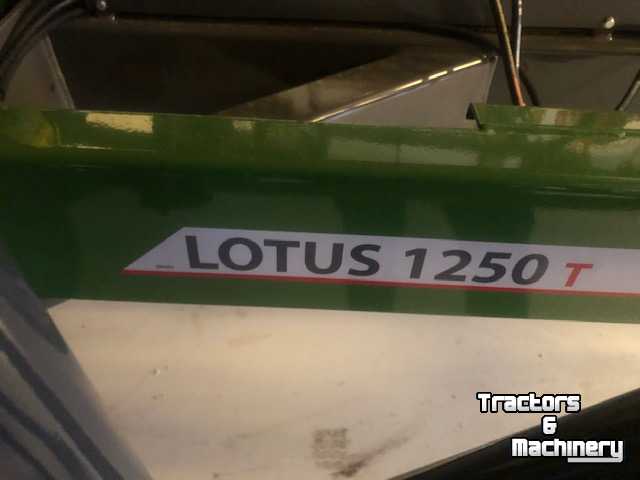 Tedder Fendt Lotus 1250 T