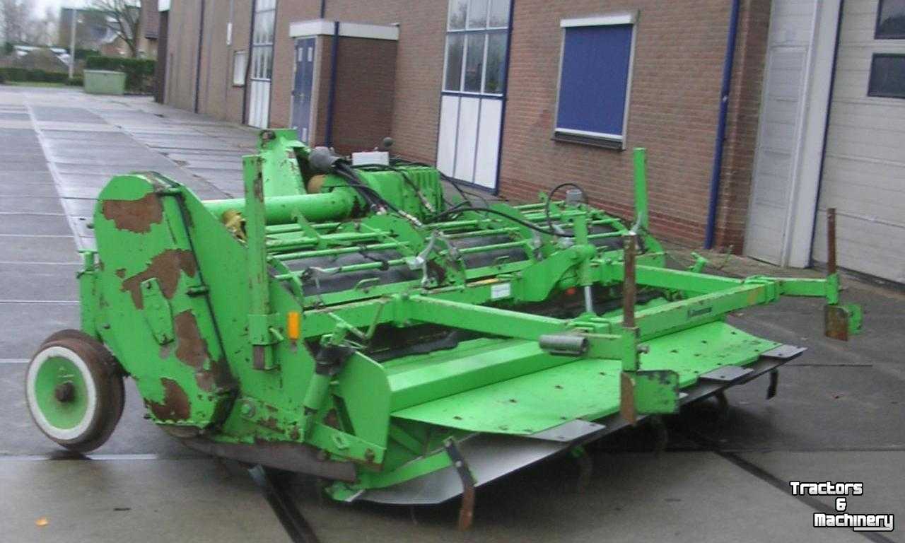 Rotary Hiller Rumptstad RSF 2000 Rijenfrees