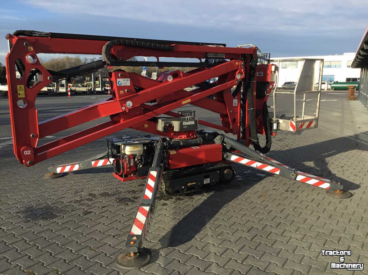 Articulated platforms Hinowa GOLDLIFT 17.80