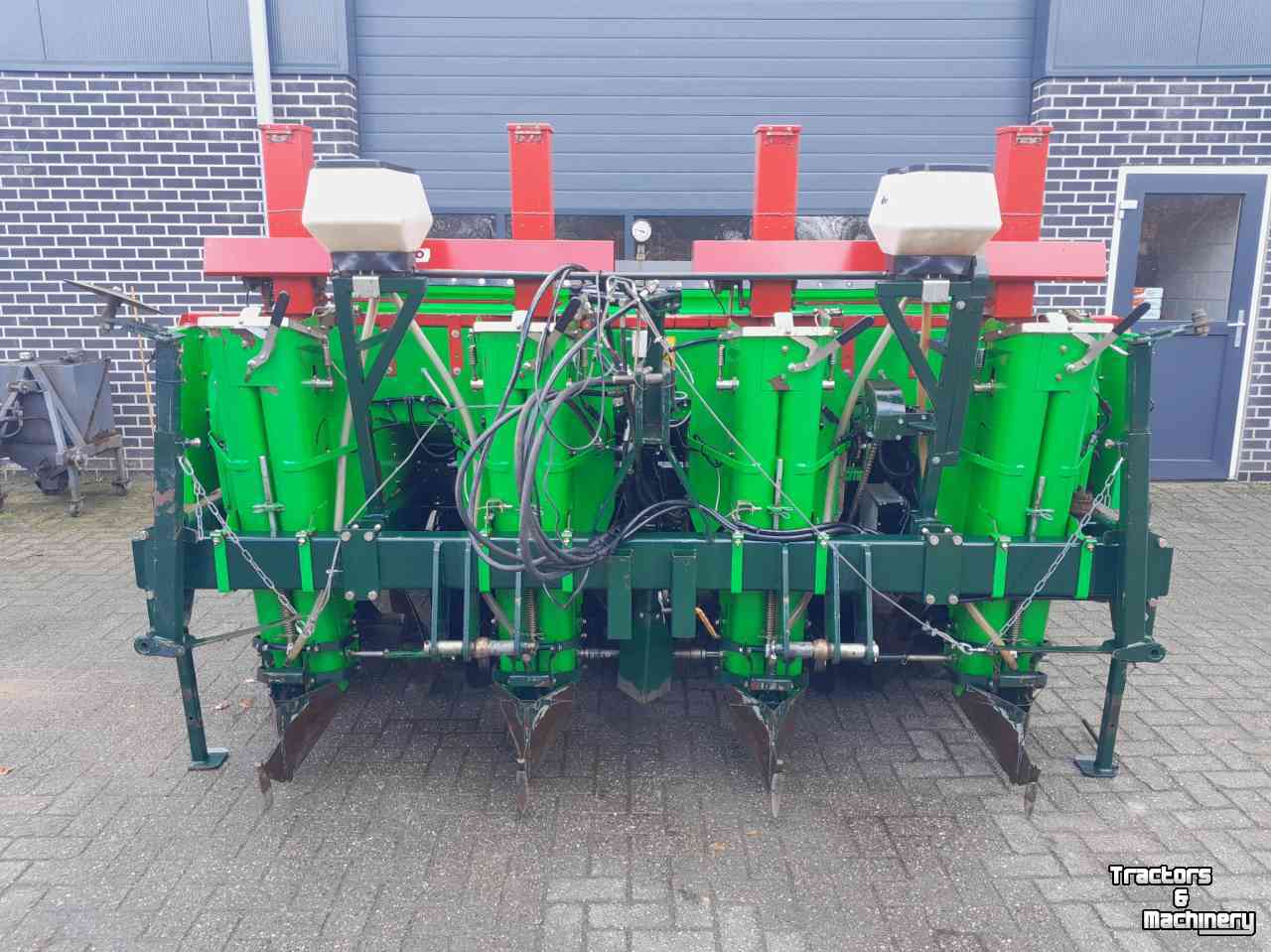 Potato planter Miedema Hassia SL4 pootmachine met AVR Frontfrees