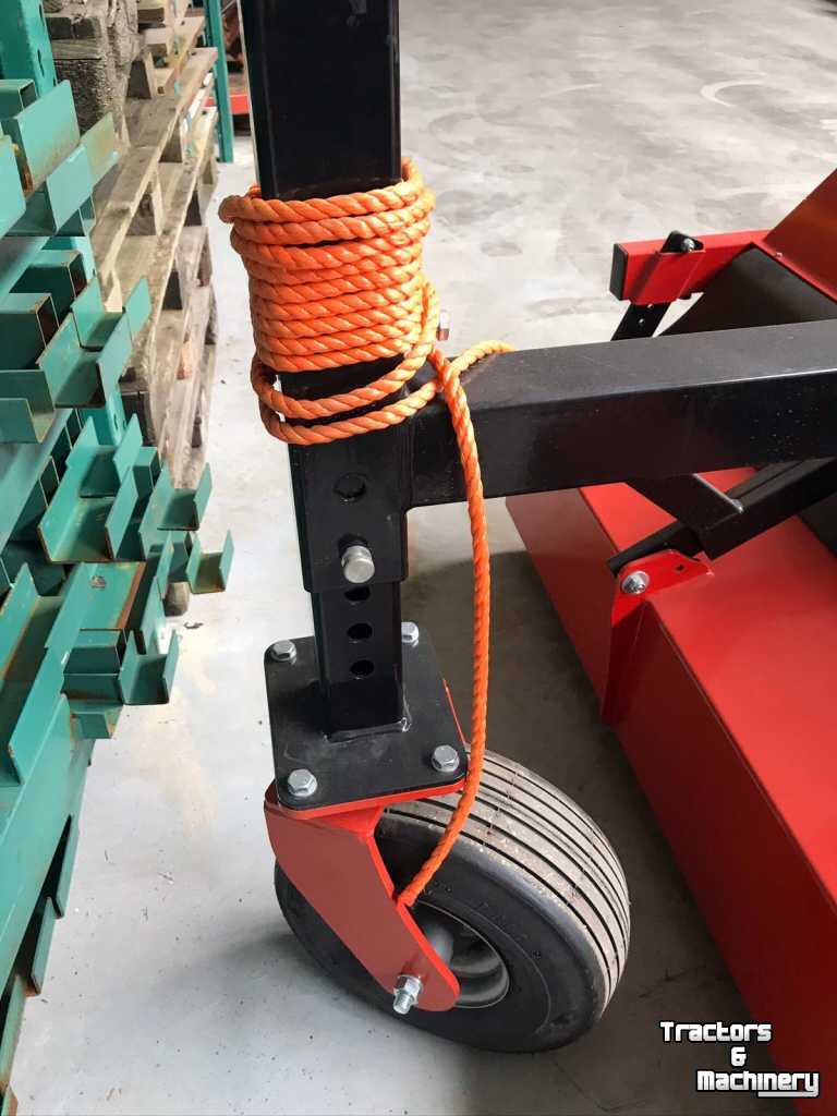 Weed brusher Sweep HSTV600