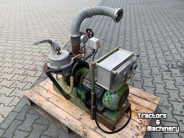 Irrigation pump  Rovatti beregeningspomp met elektromotor