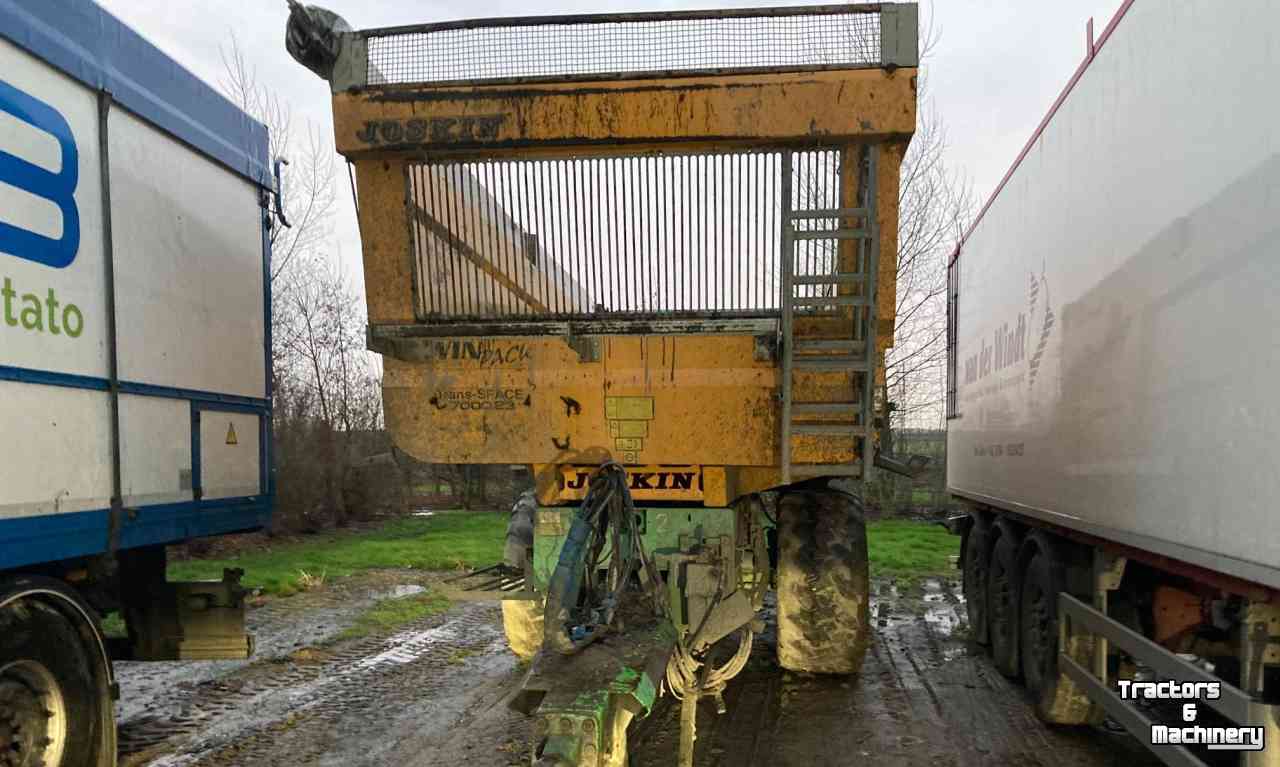 Earth- / Sand-dumper Joskin Trans-Space 7000/23 BC150