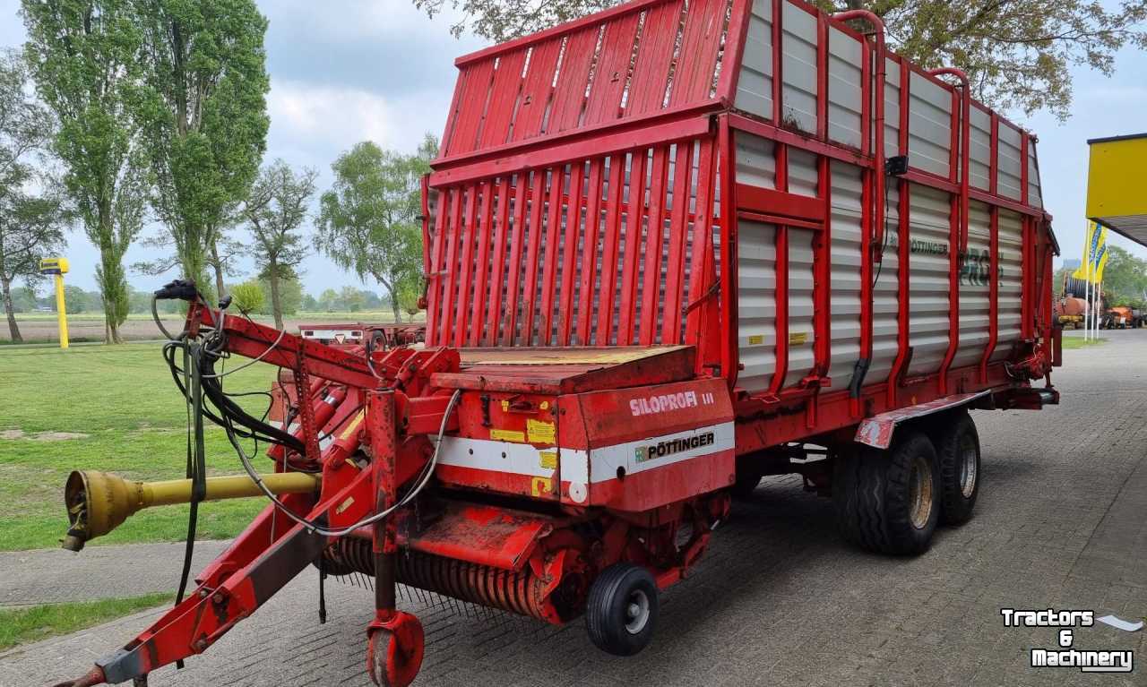 Self-loading wagon Pottinger Siloprofi III Opraapwagen