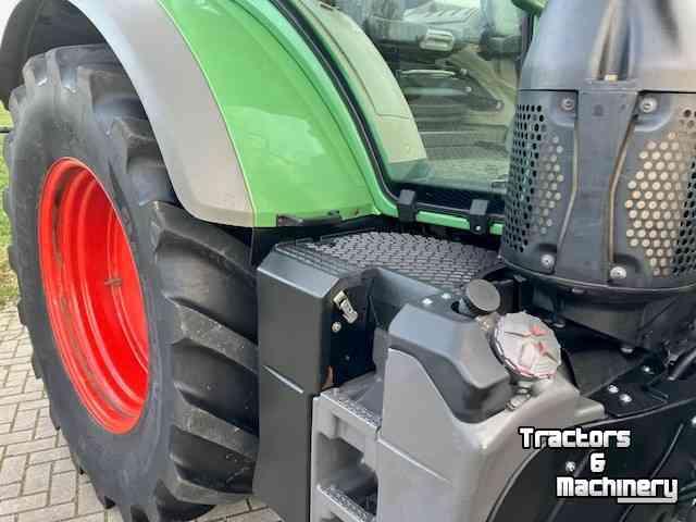 Tractors Fendt 716