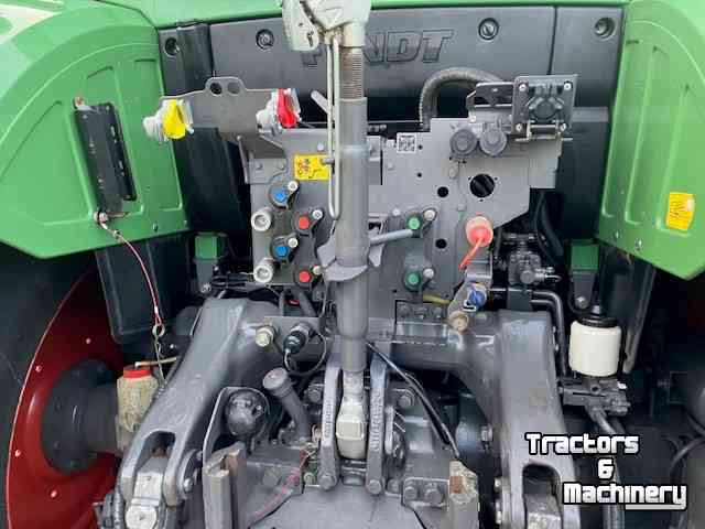 Tractors Fendt 716