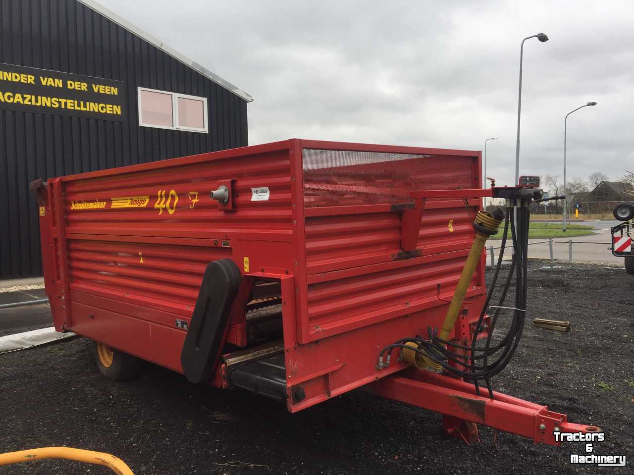 Silage-block distribution wagon Schuitemaker amigo 40